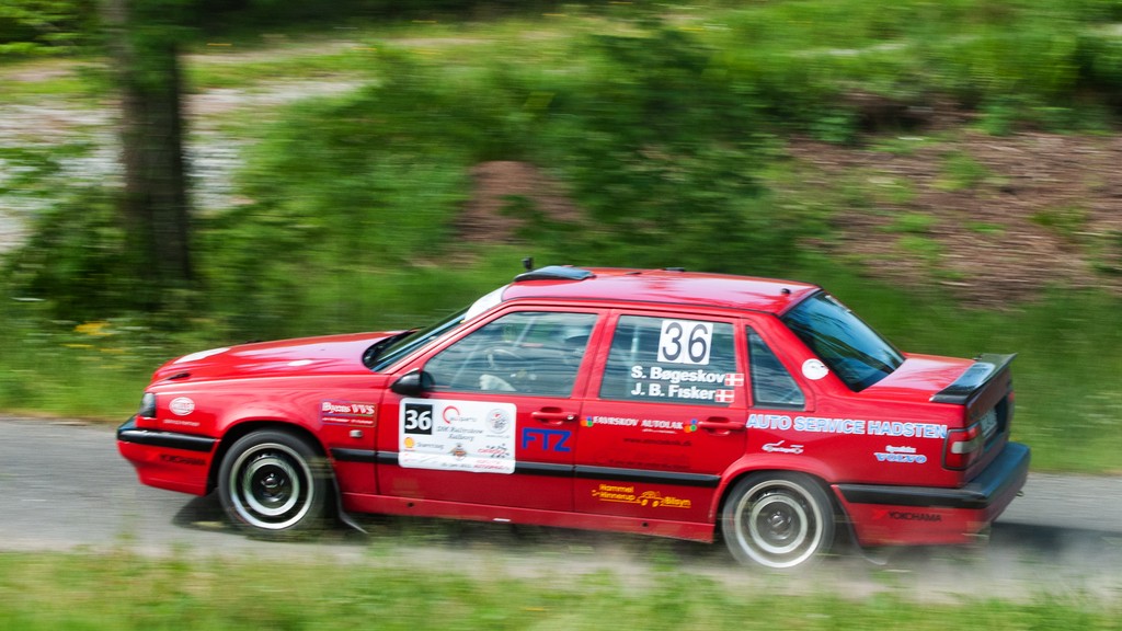 Lyden er god fra de 5 cylindre
(Foto: rallypics.dk / Viggo Johansen)